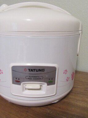 TATUNG TRC-8DC Electric Rice Cooker (8) Cups 500W Works!